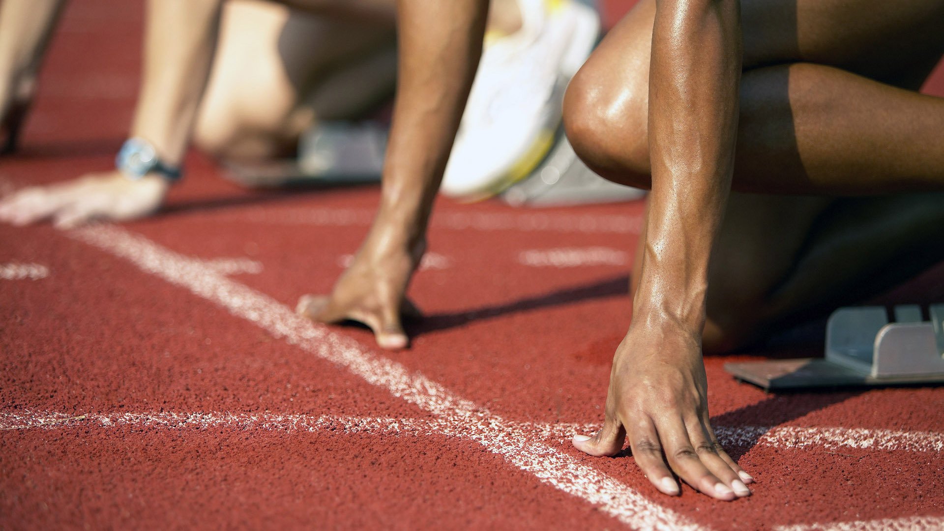 世界杯：英格兰队长在发布会上公开呼吁“抵制网络暴力”获全场掌声